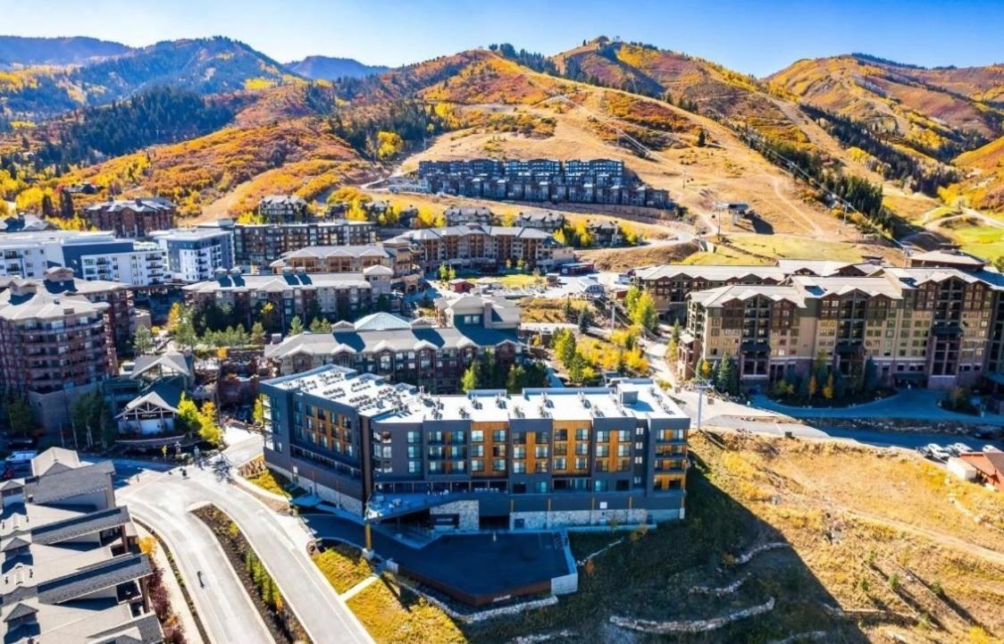 Slope Side Studio In The Heart Of Canyons Village With Heated Pool & Hot Tub! Парк-Сіті Екстер'єр фото